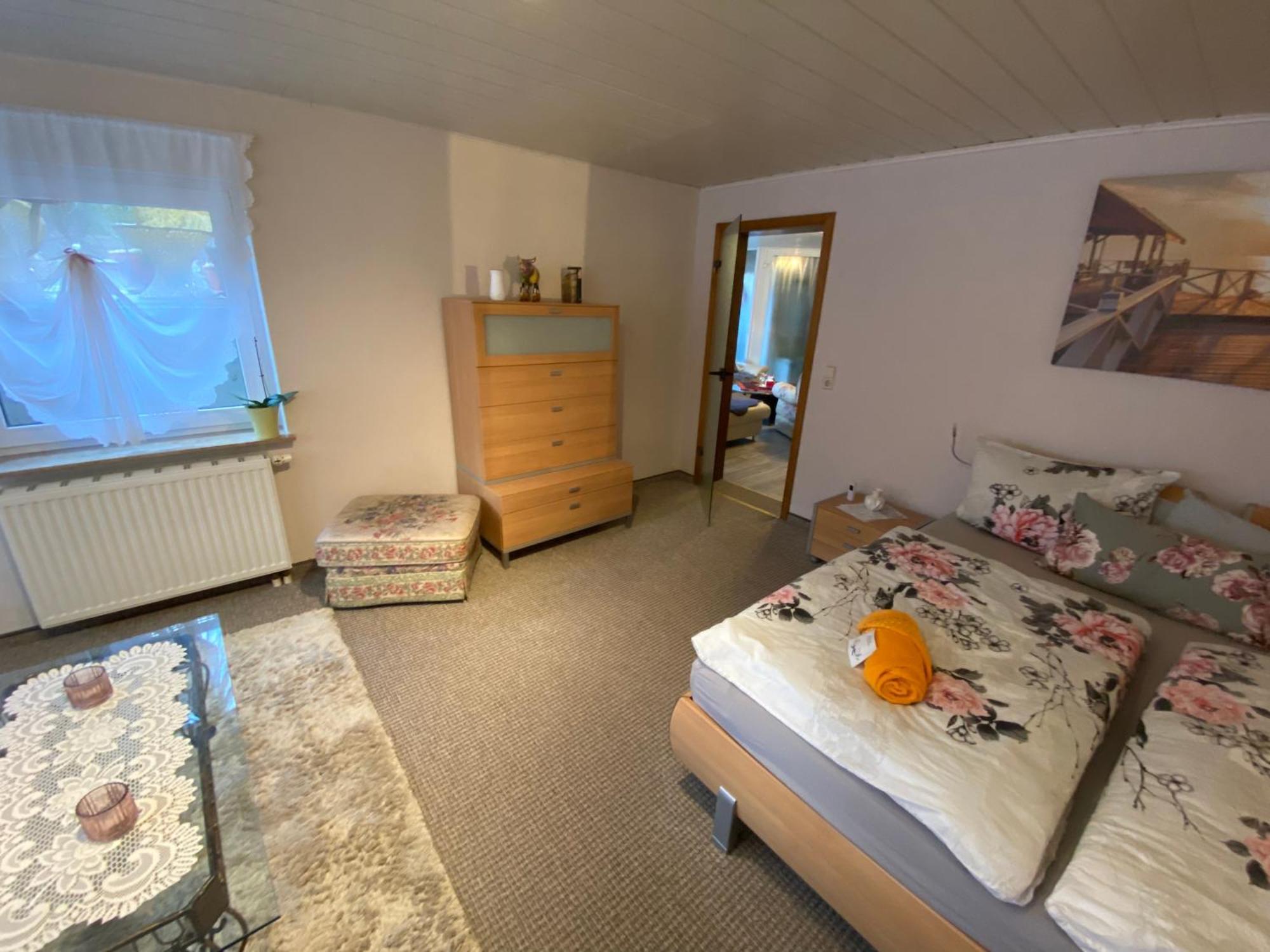 Grosse Helle Wohnung Am Wald In Bad Saarow Nahe Gruenheide Und Berlin Souterrain Zewnętrze zdjęcie